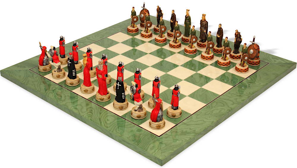 English & Scottish Theme Chess Set with Green & Erable High Gloss Deluxe Chess Board