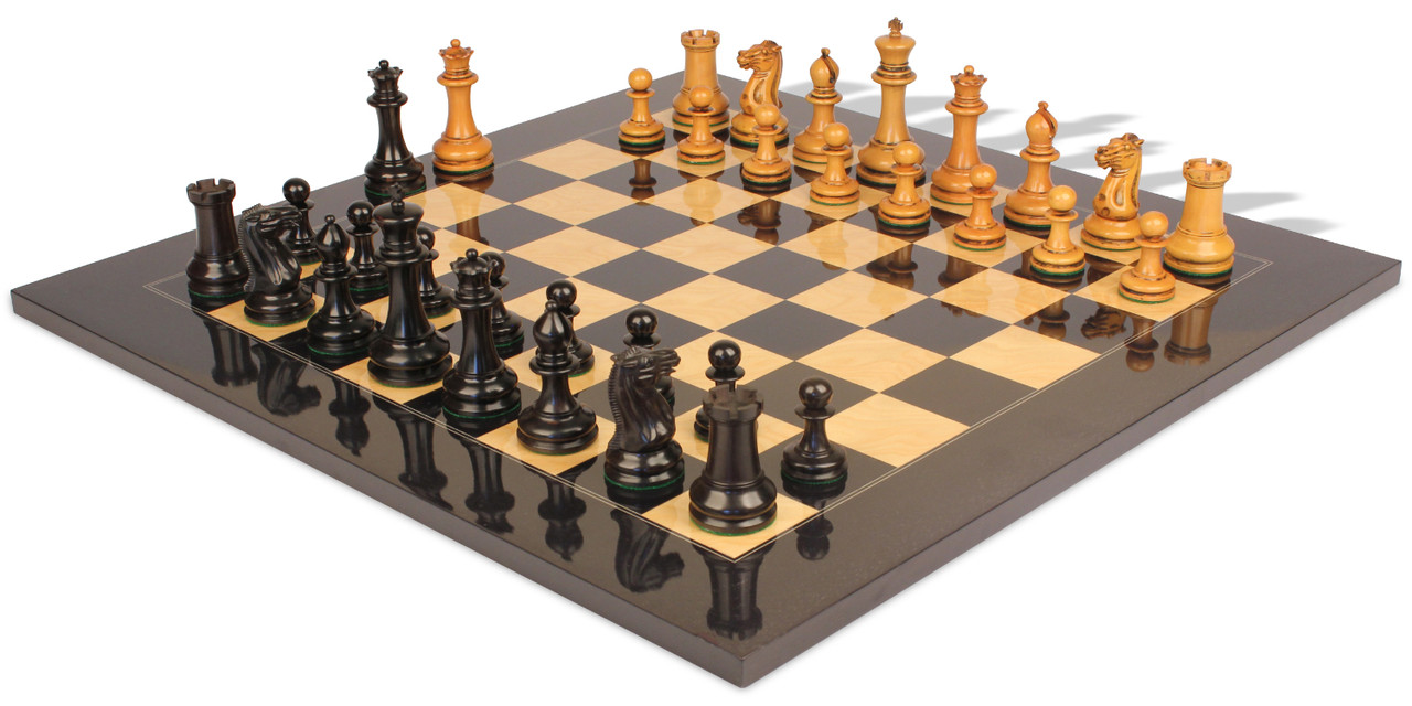 1849 Early Version Reproduced 4.4 Chess Set in Natural Boxwood/Ebony