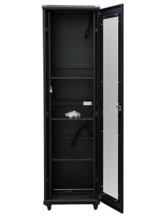Inside Datatek 24A45R66FPS showing 4 fans 2 shelves and PDU and toughened glass door opened