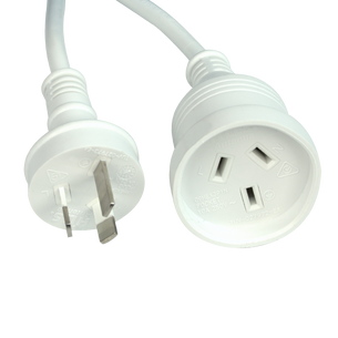 Closeup of plugs of Hills Antenna 15m White Power Extension Lead