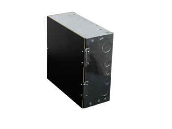 Side profile of Digitek 27MR1414U-6 panel, highlighting IP20 rating, M5 earth stud, and corrosive-resistant construction