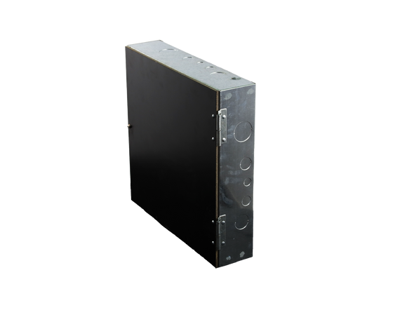 Side profile of Digitek 27MR1818U-4 panel, highlighting IP20 rating, M5 earth stud, and corrosive-resistant construction