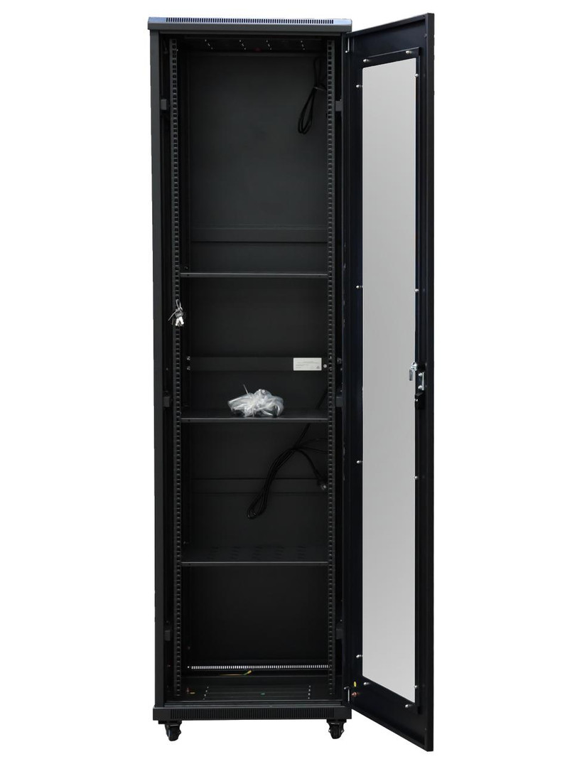 Inside Datatek 24A45R66FPS showing 4 fans 2 shelves and PDU and toughened glass door opened
