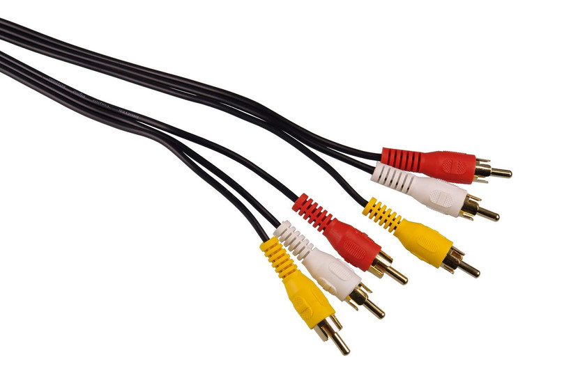 Close-up of colour-coded RCA plugs (red, white, yellow) on Digitek 1.8 metre AV lead
