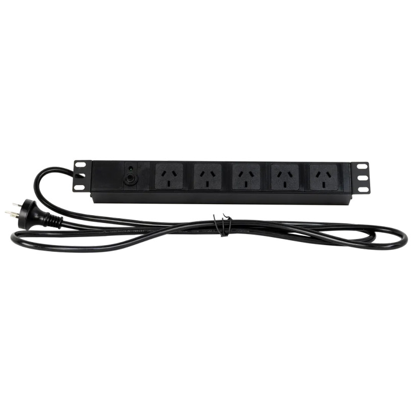 Datatek 24SECPDU 5 outlet PDU front view
