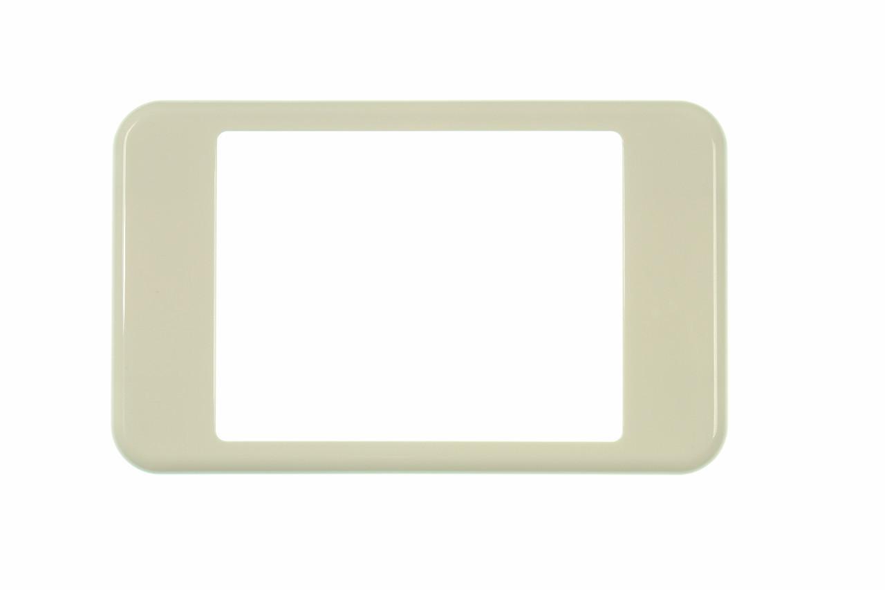 Digitek Wallplate with VGA and 2 x RCA Connections front cover front view