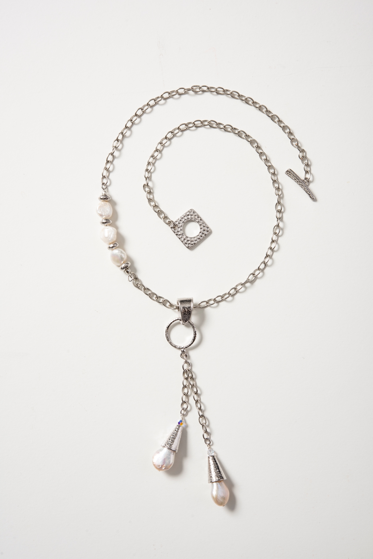 pearl-dangles-necklace-on-white-1200px.jpg