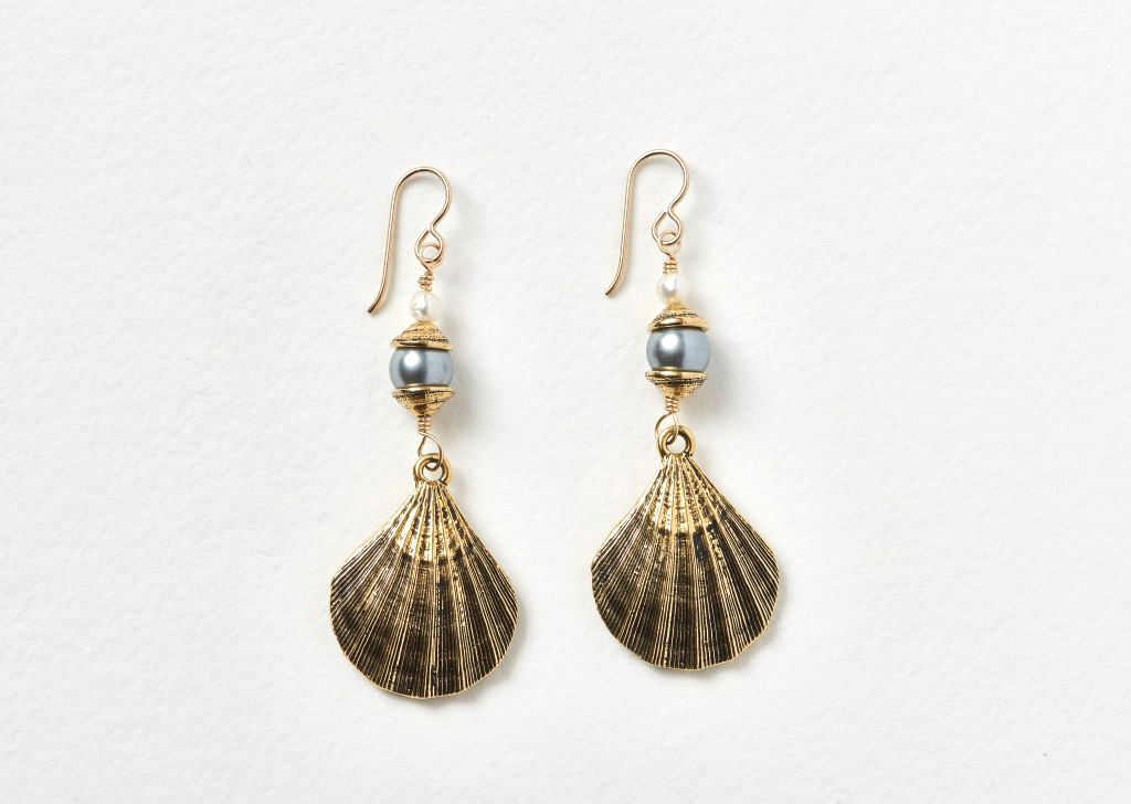 shell-pendant-earrings-on-white-1024px.jpg