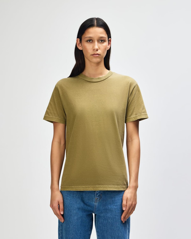 A unisex heavyweight cotton t-shirt in olive green, featuring a simple design and short sleeves.