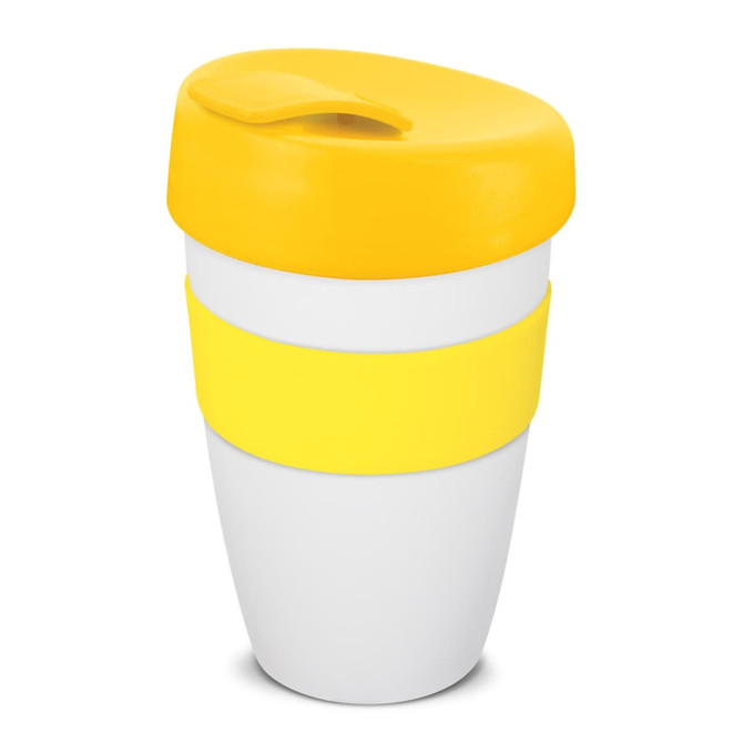 A drink bottle featuring a white body with two yellow bands and a yellow lid, complete with a logo.