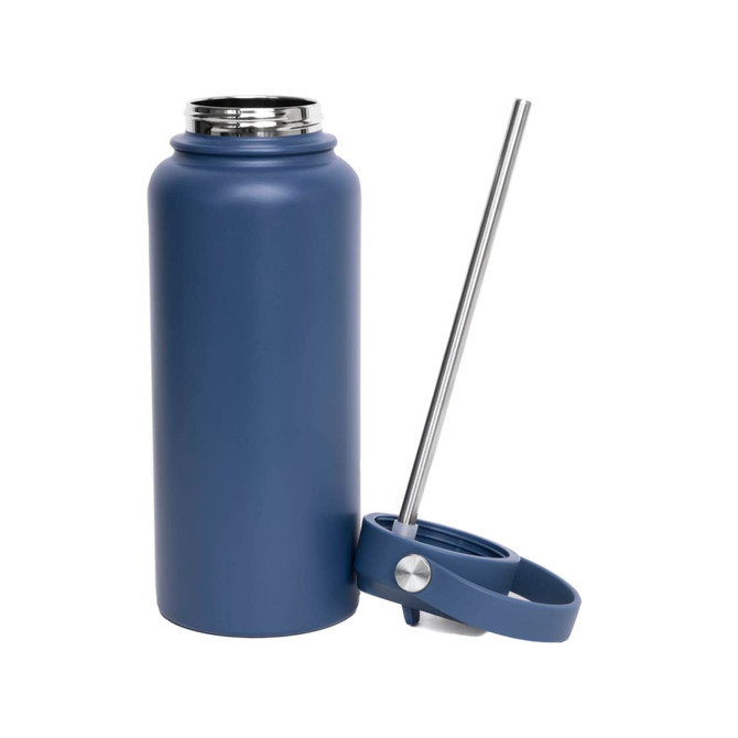 A drink bottle in dark blue with a stainless steel straw and a matching lid. It features a logo.