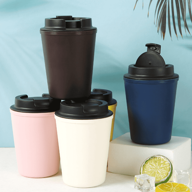 A drink bottle collection featuring a brown, navy, pink, cream, and yellow thermo cup with black lids and a logo.