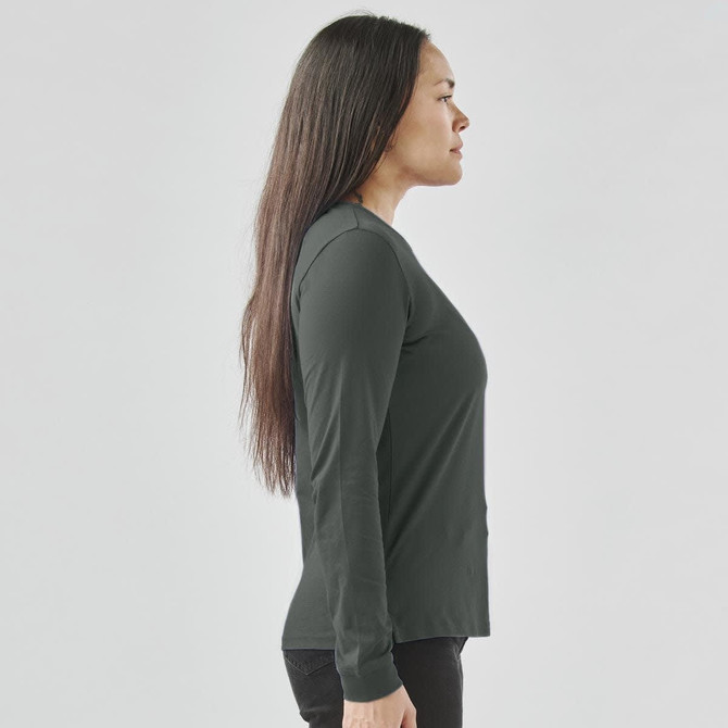 A long-sleeve women's t-shirt in dark green, displayed from the side with a fitted silhouette.