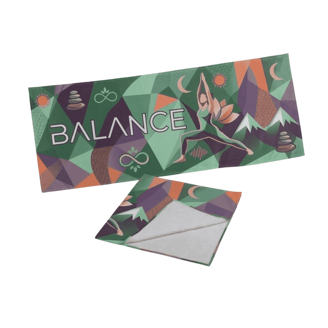 A yoga towel measuring 172 x 61cm in green with geometric patterns and a logo, featuring a yoga pose design.