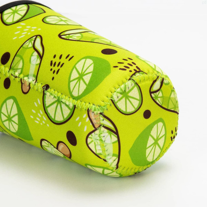 A drink bottle sleeve in vibrant green with a lime pattern, featuring a logo. Suitable for medium-sized bottles.