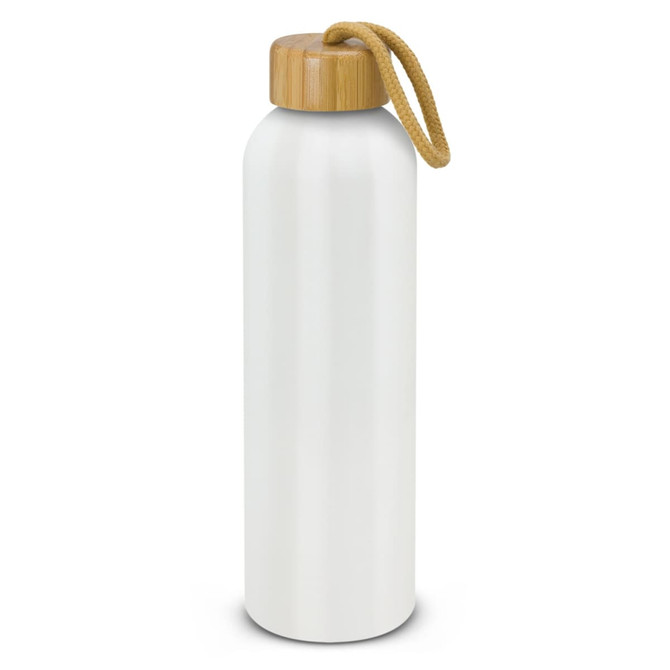 A drink bottle in white aluminium with a bamboo lid and a rope handle. It features a logo.