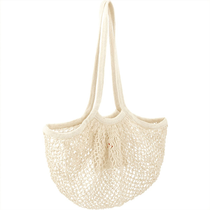 A cream-coloured cotton mesh market bag with two straps, featuring a zippered pouch and a logo.