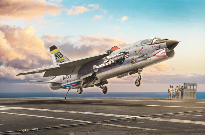 Italeri 1/72 F-8E Crusader 1456