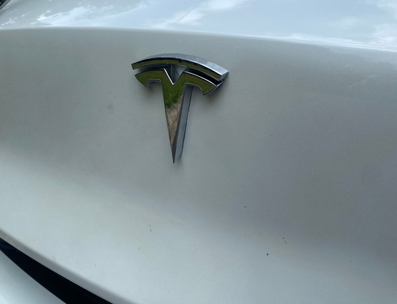 Model Y FRONT BUMPER BADGE (Concept Style) 