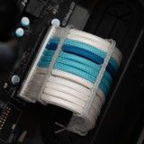 Order 11436 - Caribbean Blue | Turquoise | White sleeving with Light Gray Wire Wraps