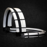 Order 11523 - Black | White sleeving with Black Wire Wraps