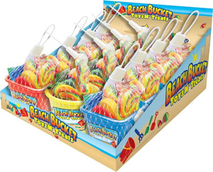 Beach Bucket Toys N' Treats is the perfect treat for any kid! 
Whether you’re going to the beach, the lake, or just to the 
sandbox, Beach Bucket Toys N' Treats has something for 
everyone! Each castle-building bucket comes with 4 sand 
tools, 4 lollipops AND a packet of candy sand.