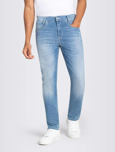 Arne Pipe Year-Round Lightweight MAC Jeans Light Blue