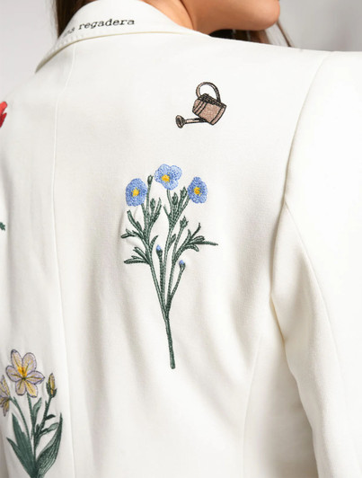 Floral Embroidered Blazer | Vilagallo