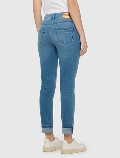 Authentic Blue Jeans by MAC Jeans