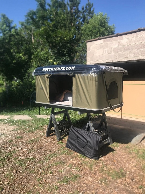 XGROOテント イベントテント】エアーフレームのデザインテント「XGLOO」｜テント