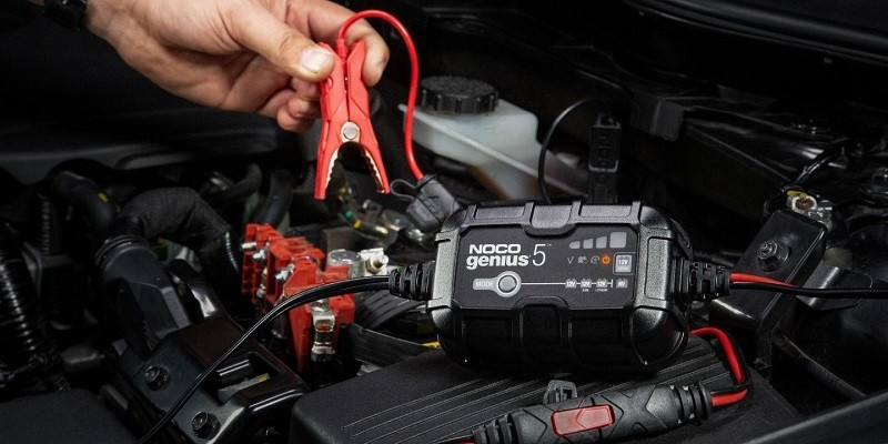 Kawasaki Mule / Teryx 6V/12V 5-Amp Smart Battery Charger by Noco