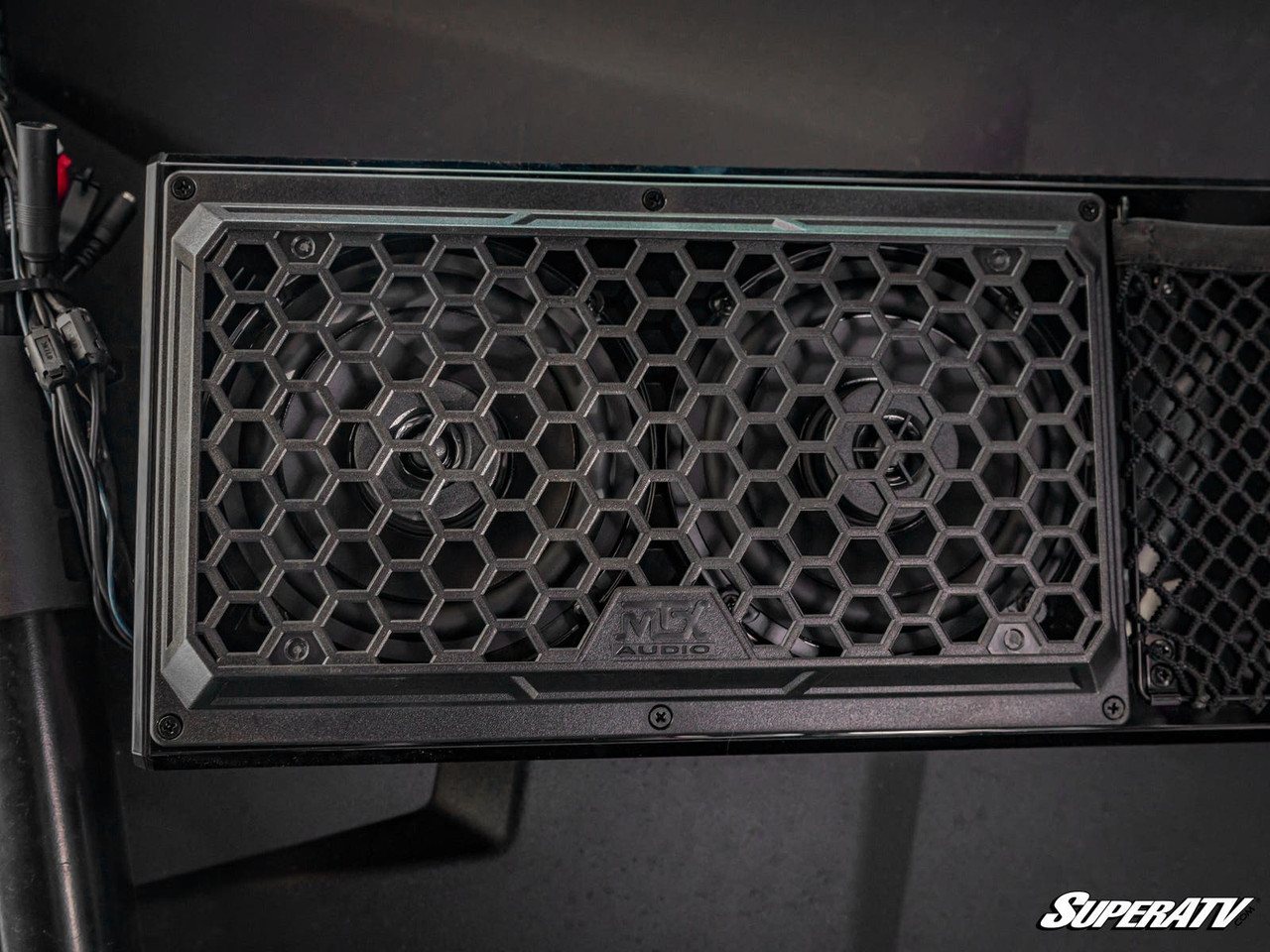 BLX4R、TERABOX、WA-7600 SW-KVM4LU Shure BLX4R Rackmount UHF Receiver — AV Now Fitness Sound