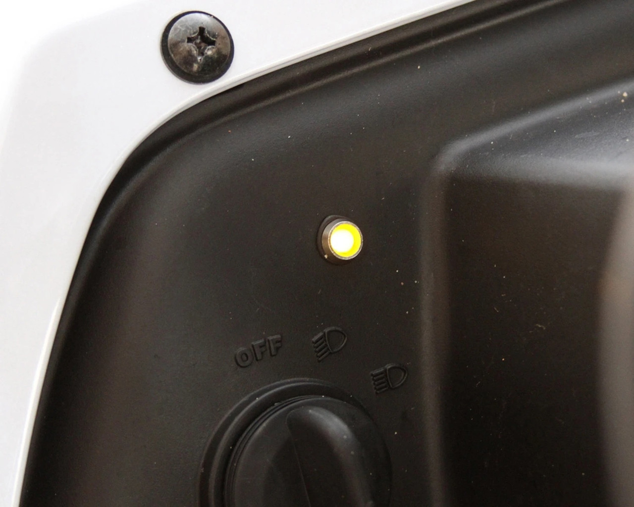 queri。 KQR™ Full Windshield, Plastic