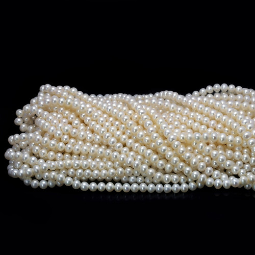 Fresh Water Pearl Round Beads 5 mm 20 Line  343.00 Carats GSCFWP009