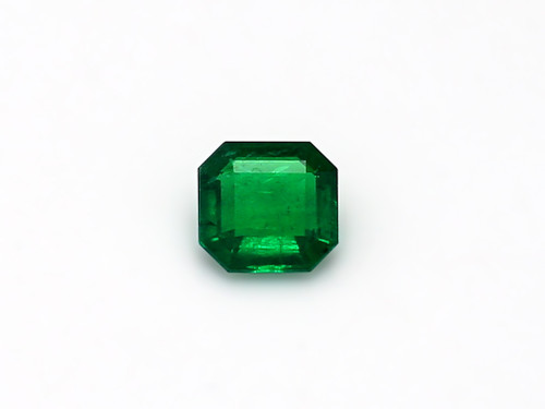 Emerald Faceted Octagon 8X8 mm 1.90 Carat GSCEM0194