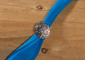 Scarf Slide