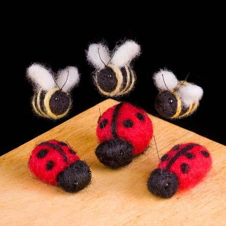 Needle Felting Kit Lady Bug & Bee – Knotty Knit