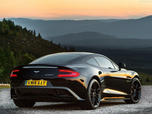 Aston Martin vanquish 2017 3 Poster Canvas Movie Film Print A0 A1 A2 A3 A4 A5 A6
