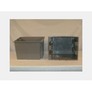 Trash Can Snacker center