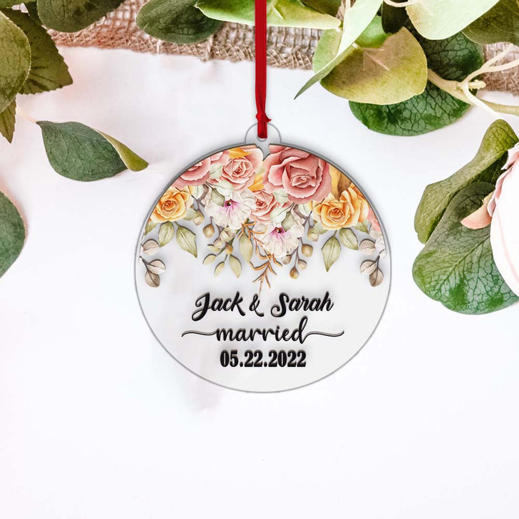 Customized Mr & Mrs Acrylic Ornament Gift For Newlywed Couple