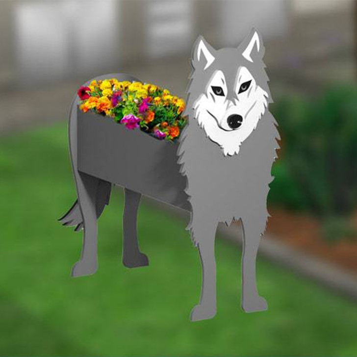 Wolf Garden Pot Planter