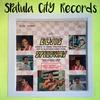 Elvis Presley - Speedway- soundtrack - vinyl record album LP