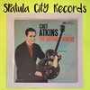 Chet Atkins - The Guitar Genius - MONO   - vinyl record album LP