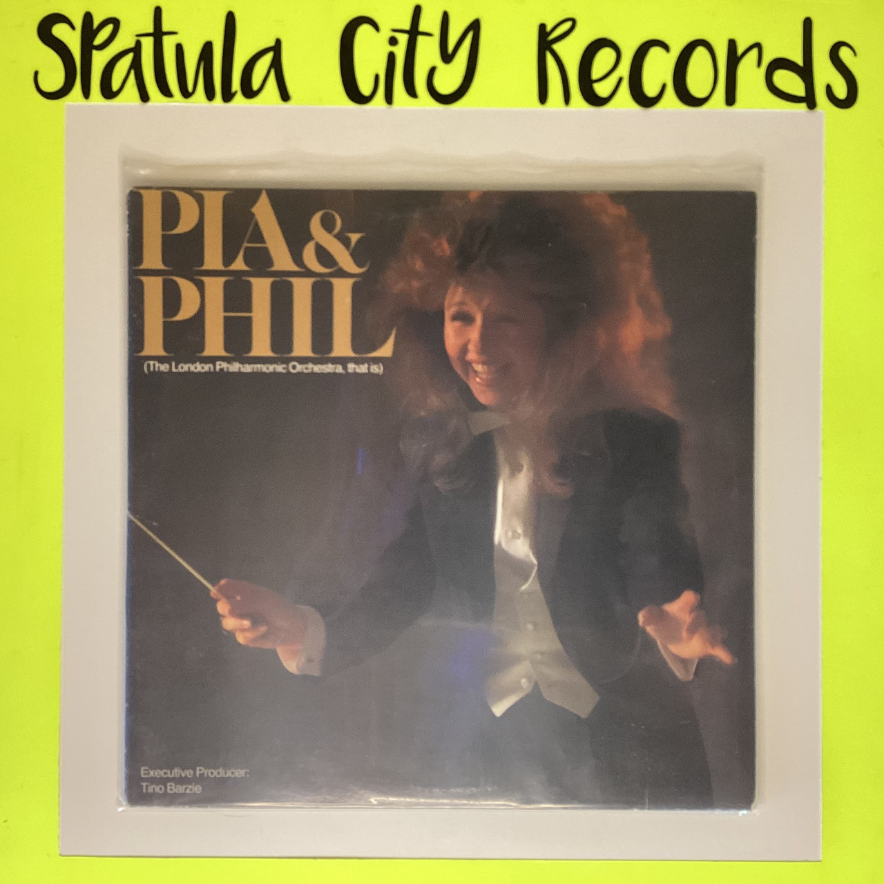 Pia Zadora With The The London Philharmonic Orchestra - Pia and Phil - vinyl record LP