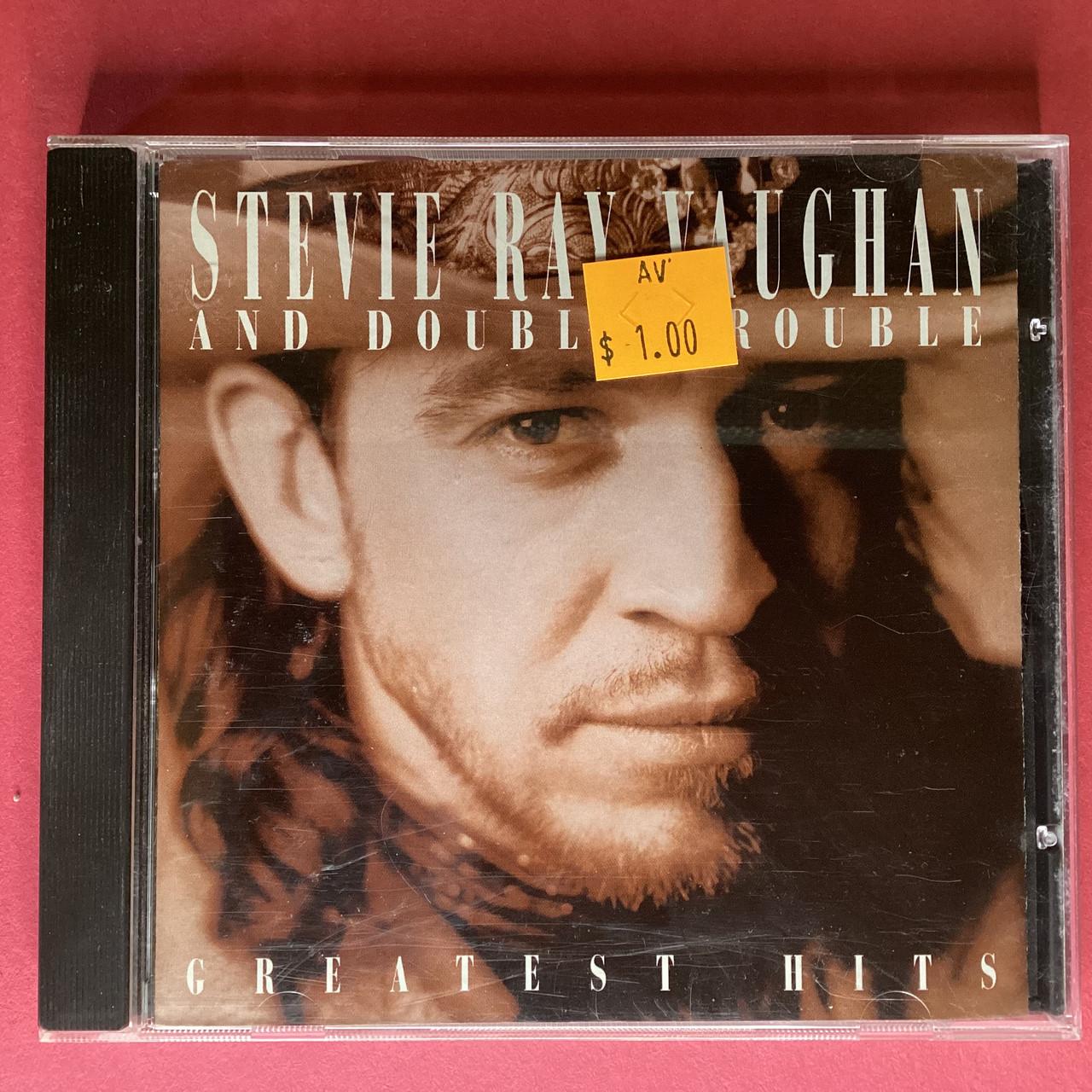 CD COMPACT DISC - Stevie Ray Vaughan and Double Trouble - Greatest Hits   -  COMPACT DISC