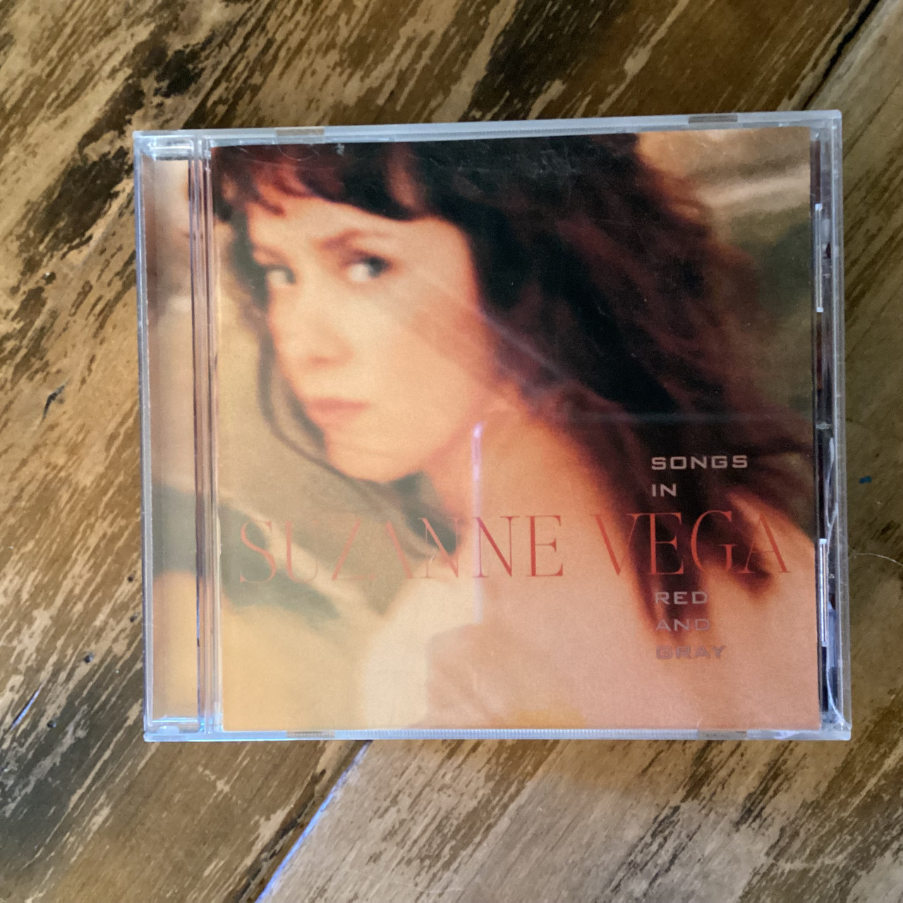 CD COMPACT DISC - Suzanne Vega - Songs In Red And Gray - COMPACT DISC CD COMPACT DISC - Suzanne Vega - Songs In Red And Gray - COMPACT DISC