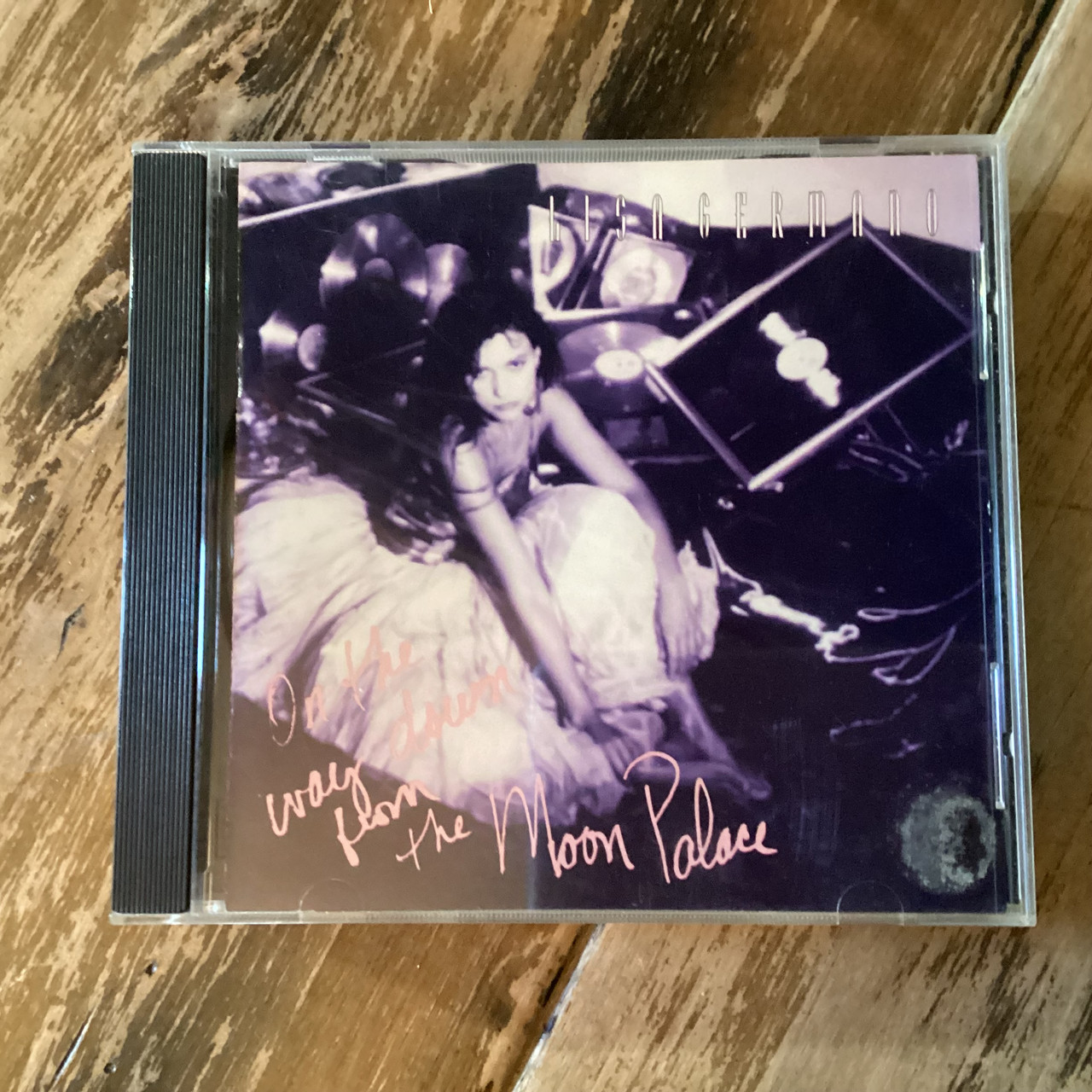 CD COMPACT DISC - Lisa Germano - On The Way Down From The Moon Palace - COMPACT DISC