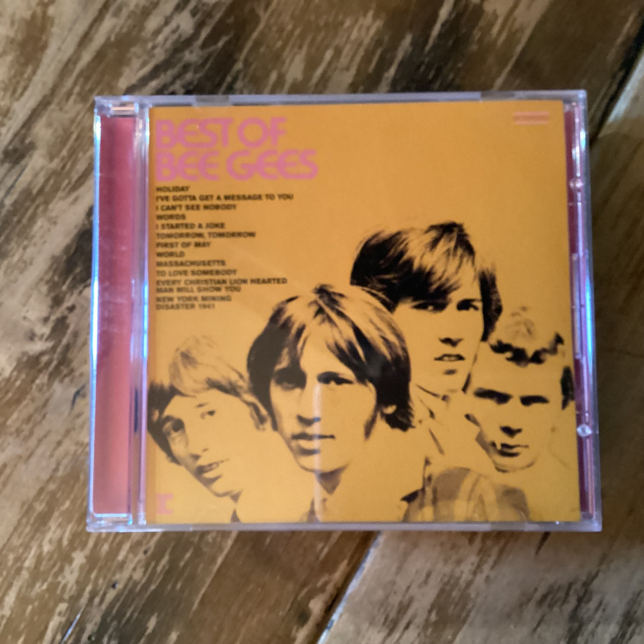 CD COMPACT DISC - Bee Gees - Best Of Bee Gees - COMPACT DISC