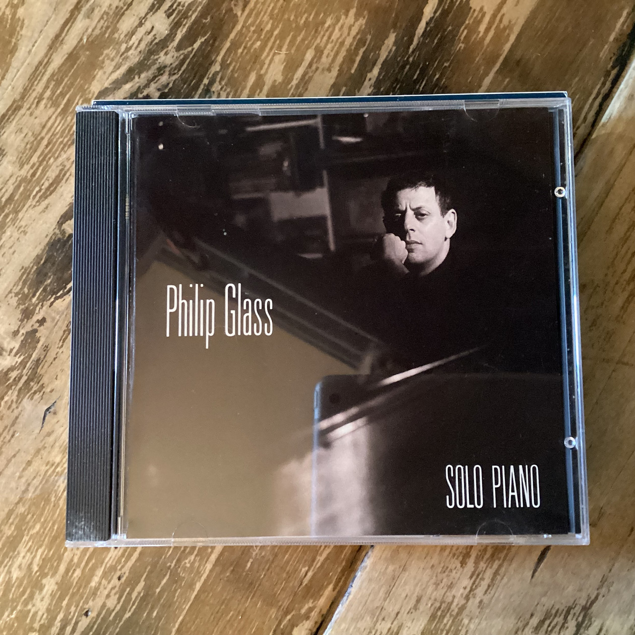 CD COMPACT DISC - Philip Glass - Solo Piano - COMPACT DISC