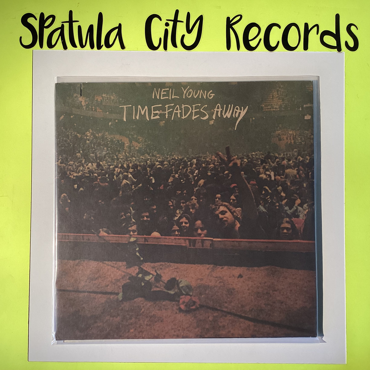 Neil Young - Time Fades Away - vinyl record album LP
